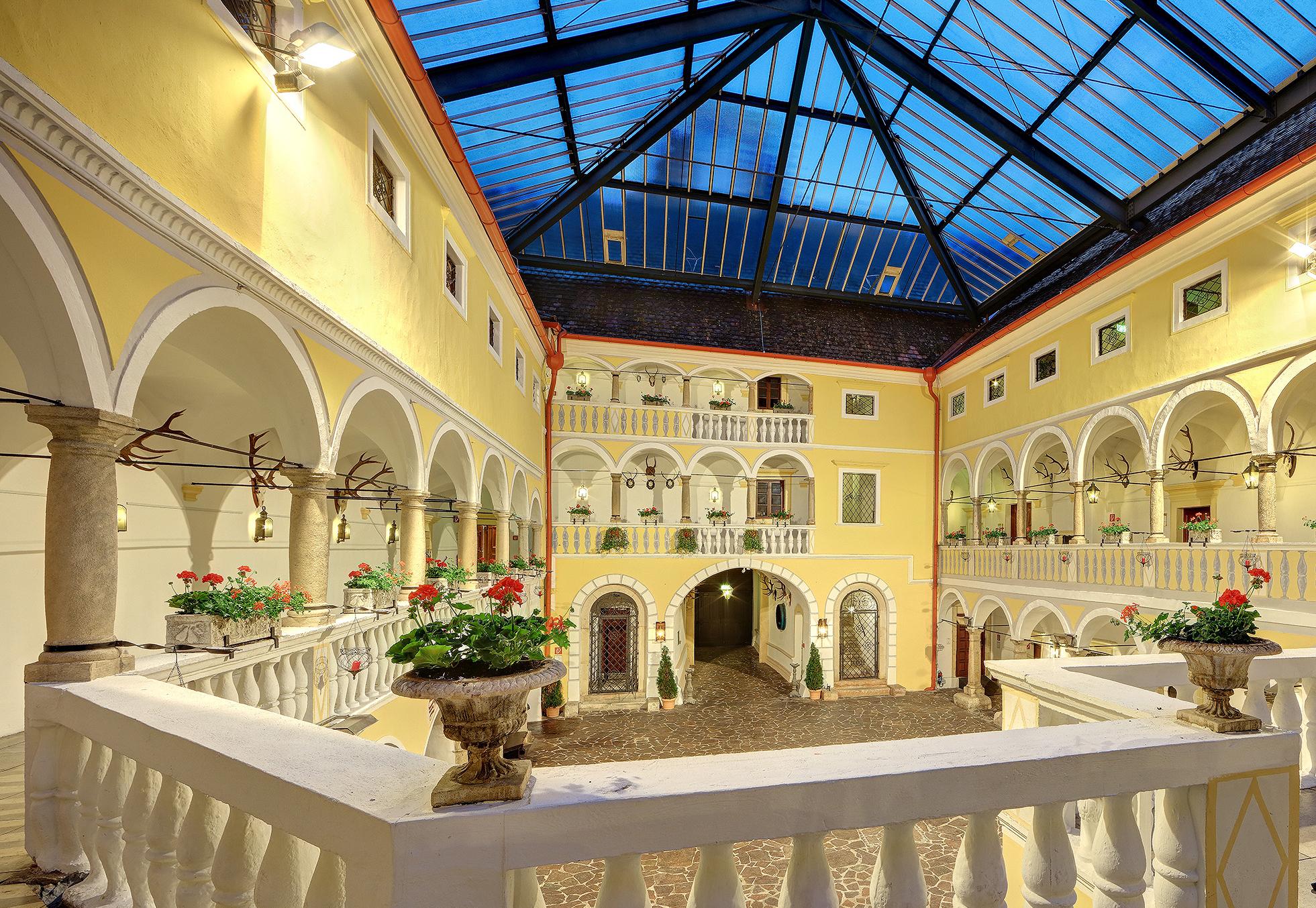 Schloss Weikersdorf Hotel Baden